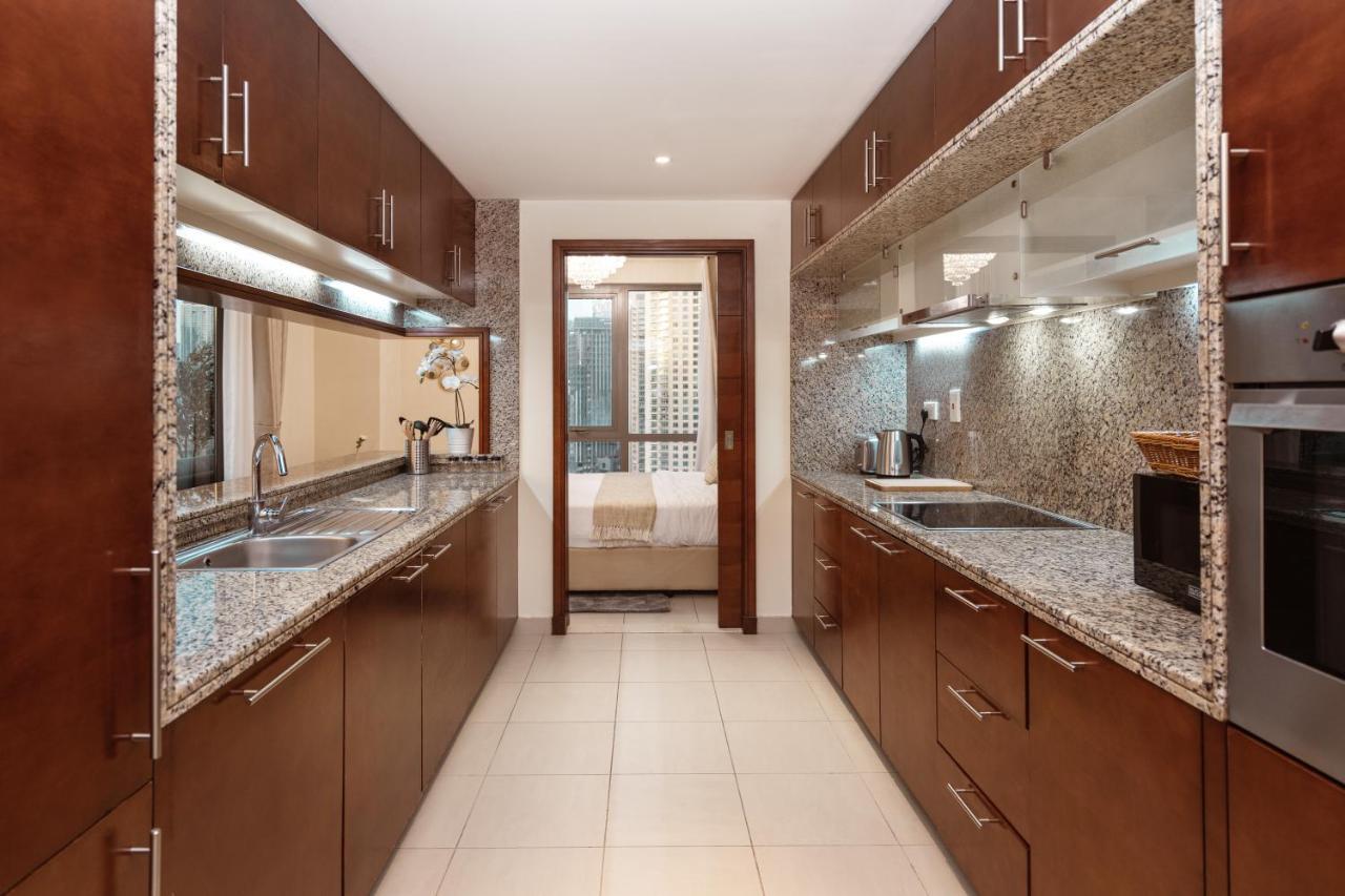 Elite Royal Apartment - Panoramic Full Burj Khalifa, Fountain & Skyline View - Baron ดูไบ ภายนอก รูปภาพ
