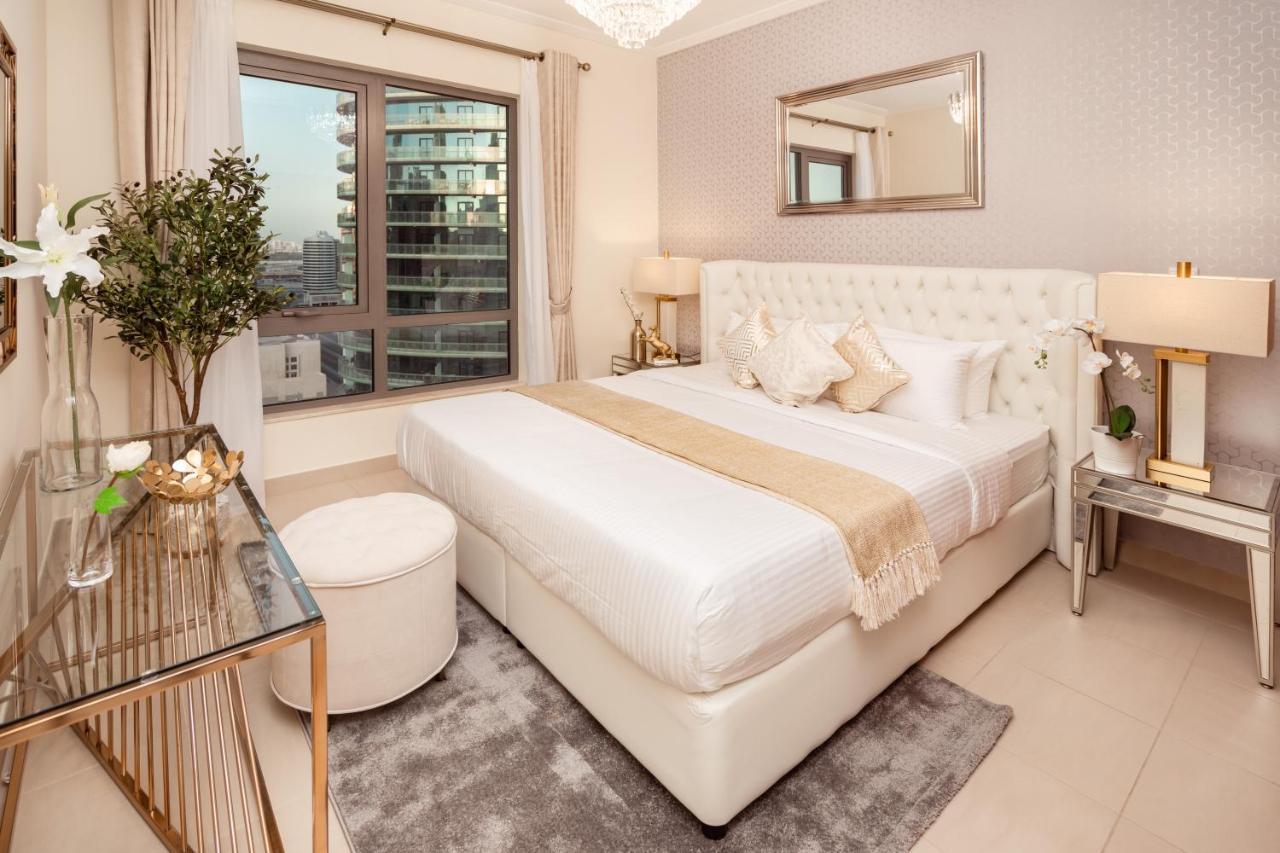 Elite Royal Apartment - Panoramic Full Burj Khalifa, Fountain & Skyline View - Baron ดูไบ ภายนอก รูปภาพ